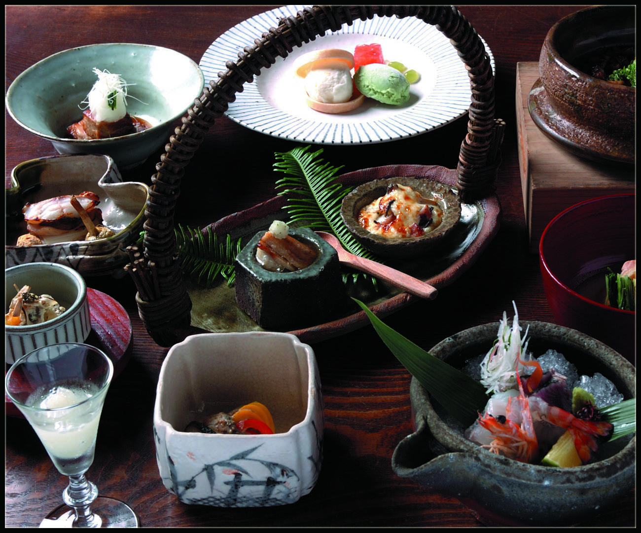 他人吉の料理へ